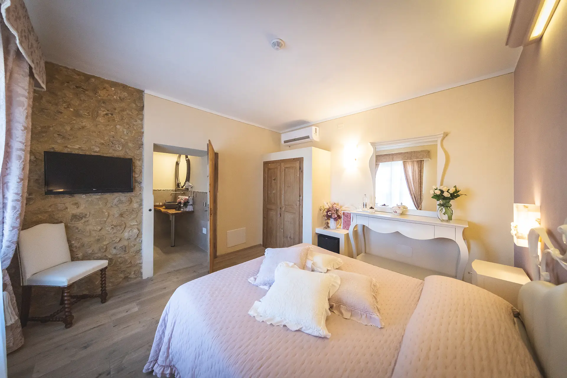 PINZAGRILLI CAMERE MATILDE